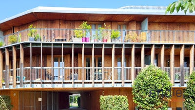 /international/fr/cornebarrieu-midi-pyrenees-310099059348/