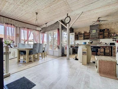 /international/fr/lestelle-de-saint-martory-midi-pyrenees-310100493273/