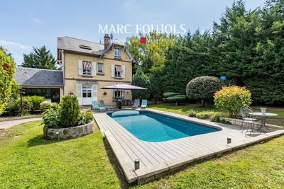 /international/fr/chantilly-picardie-310108430346/