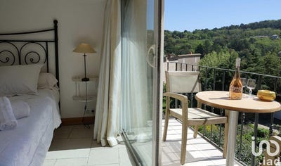 /international/fr/la-garde-freinet-provence-alpes-cote-d-azur-310100856278/?lang=fr