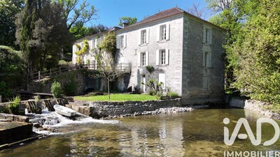 /international/fr/gensac-la-pallue-charente-310106826411/