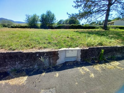 /international/fr/le-poujol-sur-orb-languedoc-roussillon-310108465523/