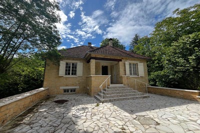 /international/fr/gourdon-midi-pyrenees-310108465467/