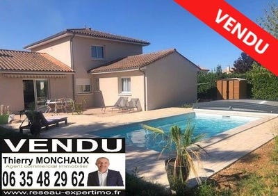 /international/fr/buxerolles-charente-310098317943/