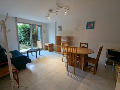 /international/fr/toulouse-midi-pyrenees-310101247936/?lang=en