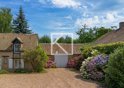 /international/fr/savigne-l-eveque-pays-de-la-loire-310107240174/