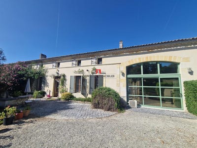 /international/fr/mirambeau-charente-310099731691/