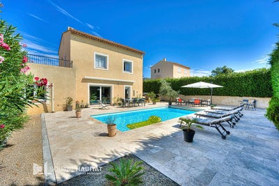 /international/fr/vence-provence-alpes-cote-d-azur-310101445543/?lang=id