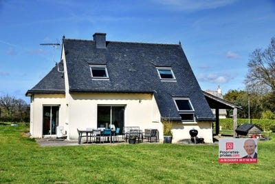 /international/fr/treguier-brittany-310108330120/