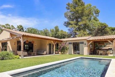 /international/fr/la-croix-valmer-provence-alpes-cote-d-azur-310108955159/