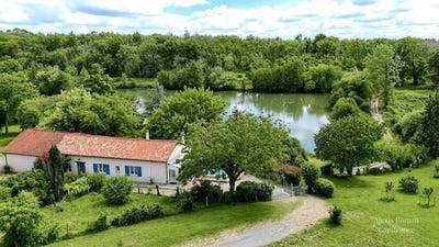 /international/fr/riberac-aquitaine-310108246154/