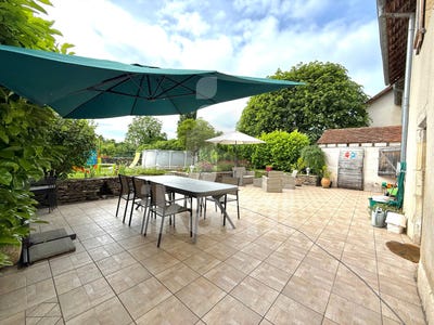 /international/fr/arlay-franche-comte-310100228735/?lang=zh-tw