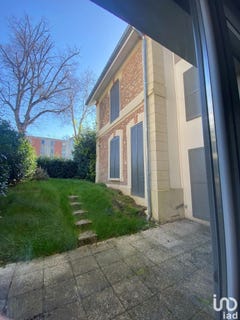 /international/fr/saint-germain-les-corbeil-ile-de-france-310098868624/