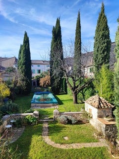 /international/fr/nimes-languedoc-roussillon-310096785963/