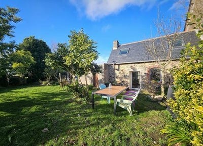/international/fr/ploezal-brittany-310104844206/