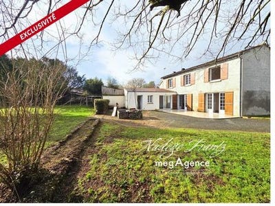 /international/fr/saint-jean-d-angely-charente-310105348232/?lang=es