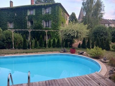 /international/fr/ferrieres-sur-sichon-auvergne-310105104272/