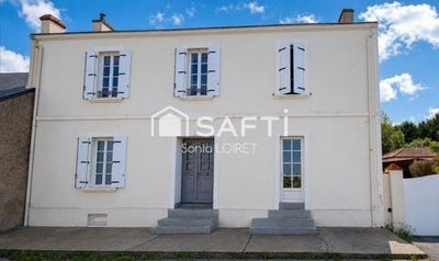 /international/fr/talmont-saint-hilaire-pays-de-la-loire-310108136458/