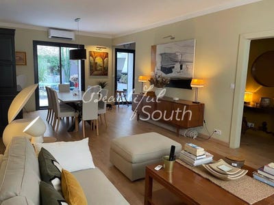 /international/fr/narbonne-languedoc-roussillon-310101249744/?lang=en