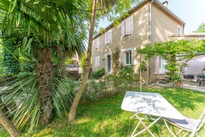 /international/fr/apt-provence-alpes-cote-d-azur-310108132416/