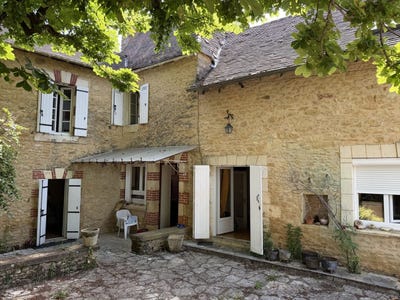 /international/fr/saint-cyprien-aquitaine-310109800612/