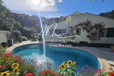 /international/fr/cavalaire-sur-mer-provence-alpes-cote-d-azur-310108401713/