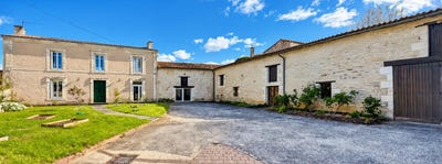 /international/fr/neuville-de-poitou-charente-310107968485/