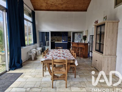 /international/fr/lizant-charente-310105818628/