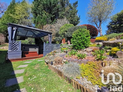 /international/fr/noyal-muzillac-brittany-310107577089/