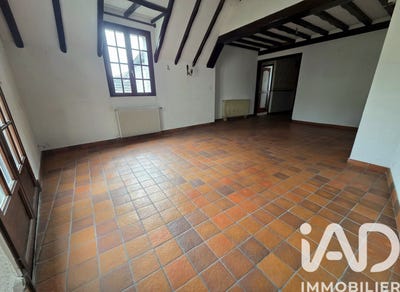 /international/fr/la-chapelle-en-serval-picardie-310107017979/