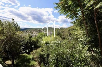 /international/fr/aubenas-rhone-310101059903/