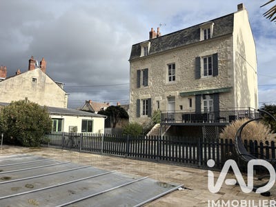 /international/fr/nevers-burgundy-310105890550/