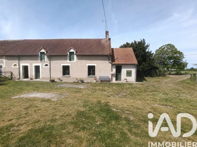 /international/fr/lucay-le-male-centre-val-de-loire-310108484128/