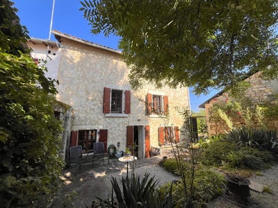 /international/fr/mareuil-en-perigord-aquitaine-310100708849/?lang=id