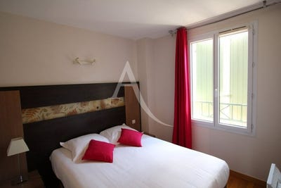 /international/fr/rousset-provence-alpes-cote-d-azur-310104468508/