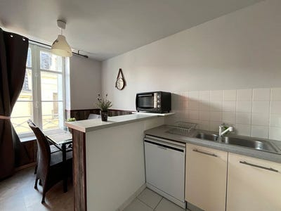 /international/fr/perigueux-aquitaine-310098873077/