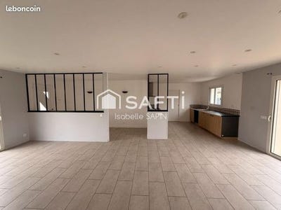 /international/fr/neuville-de-poitou-charente-310107299201/