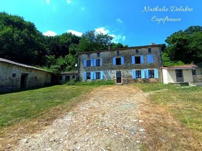 /international/fr/saivres-charente-310101377668/?lang=fr