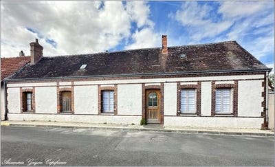 /international/fr/fontaine-la-guyon-centre-val-de-loire-310100830753/