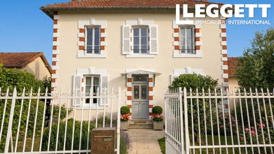 /international/fr/salles-de-villefagnan-charente-310107091619/