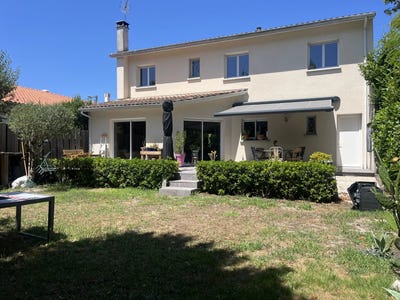 /international/fr/9-chemin-du-tiran-saint-medard-en-jalles-gironde-310101207437/?lang=zh-tw