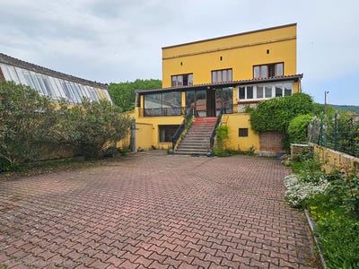 /international/fr/villeneuve-d-olmes-midi-pyrenees-310107970243/