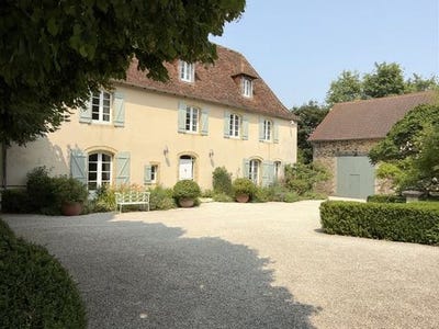 /international/fr/sarrazac-aquitaine-310100234810/?lang=en