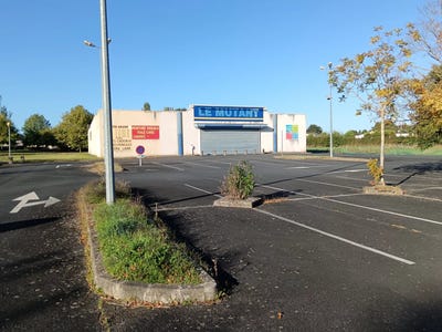 /international/fr/nueil-les-aubiers-charente-310103285419/