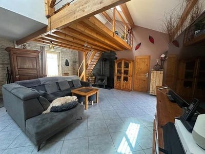 /international/fr/mauze-sur-le-mignon-charente-310099812590/?lang=it