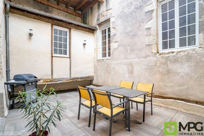 /international/fr/monflanquin-aquitaine-310108317069/