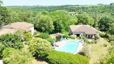 /international/fr/puymirol-aquitaine-310105995152/