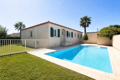 /international/fr/nefiach-languedoc-roussillon-310107888075/