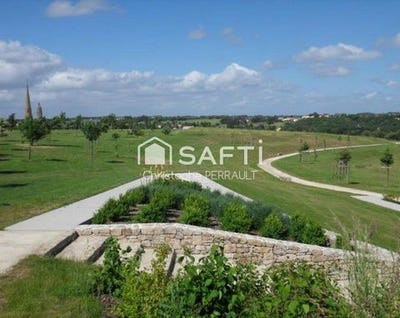 /international/fr/saint-laurent-sur-sevre-pays-de-la-loire-310104893020/