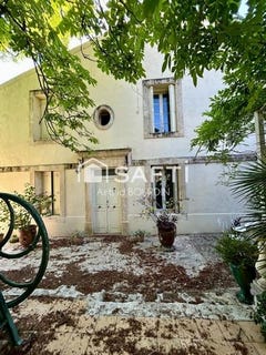/international/fr/castelnau-le-lez-languedoc-roussillon-310108488382/